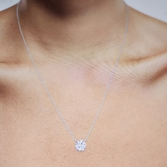 Elegant Sterling Silver Jewelry Set - Picture 2 of 4